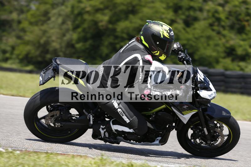 /Archiv-2024/29 12.06.2024 MOTO.CH Track Day ADR/Gruppe blau/10